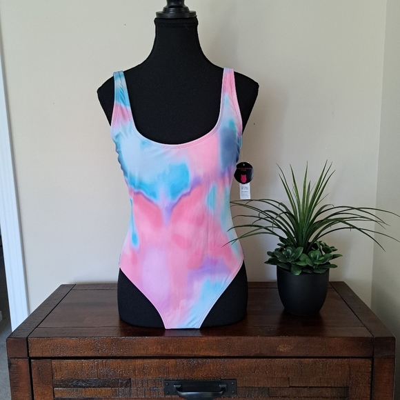 ❤️ No Boundaries Swimsuit Tie-Dye One Piece Bathing Suit Pink Blue NWT - Picture 11 of 15